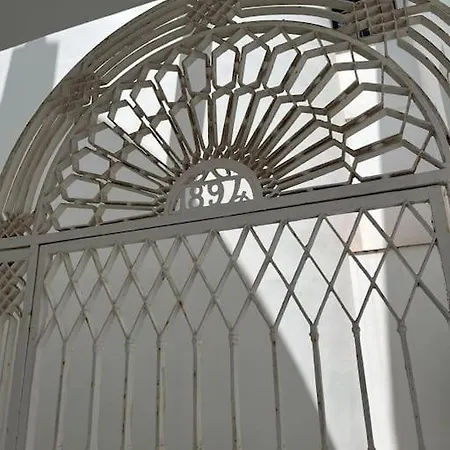 3 Soles Grupo Ac Gestion 加的斯